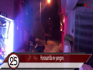 Horasanda ev yangını