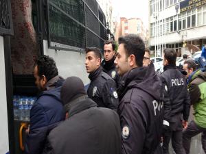 4ü kadın 15 FETÖ şüphelisi adliyeye sevk edildi