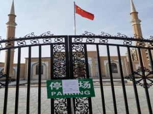 Çinde koronavirüs camileri kapattırdı