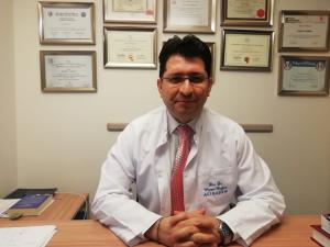Doç. Dr. Murat Doğan: Korona virüsü, geçtiğimiz yıllarda ortaya çıkan SARS virüsü ile büyük oranda benzerlik gösteriyor
