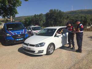 Jandarma 70 aranan şahsı yakaladı