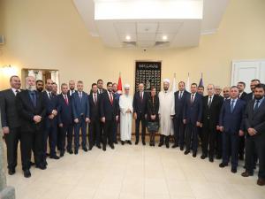Çavuşoğlu, Bulgaristanda cami ve müftülüğü ziyaret etti
