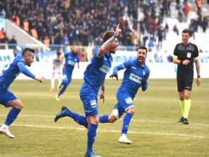 Erzurumsporda şampiyonluk primi etkisini gösterdi