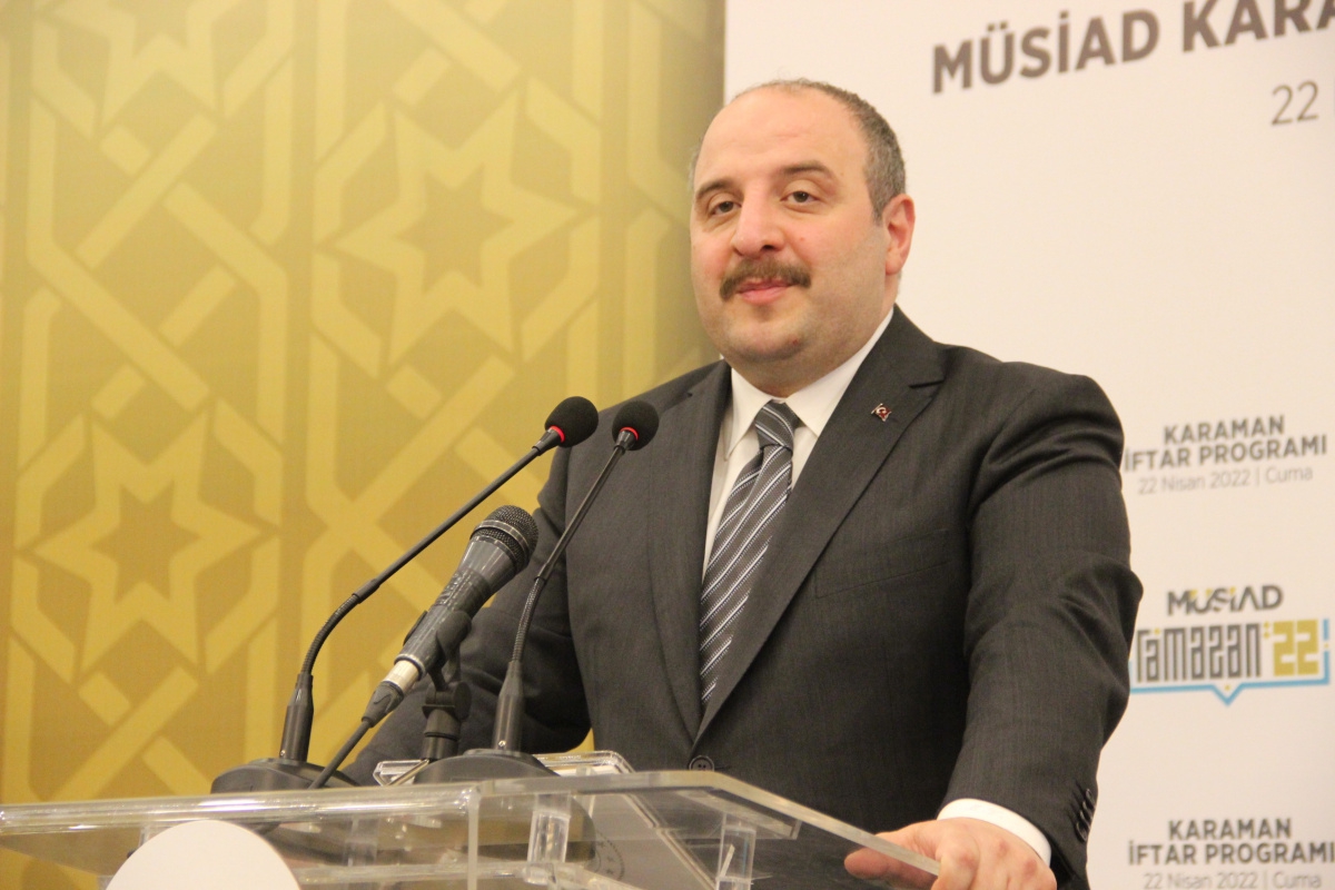 Bakan Varank: "Türkiye önümüzdeki dönemde Avrupa'nın elektrikli araç üretim üslerinden biri olacak”