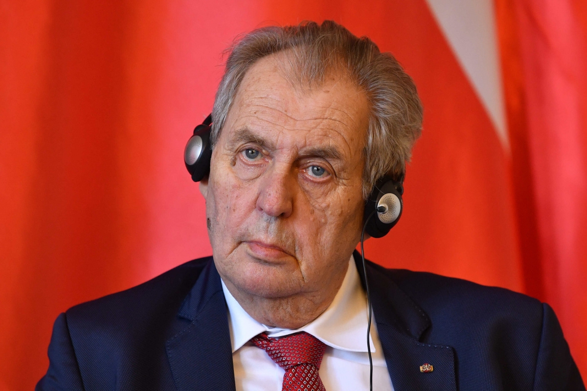 Çekya Devlet Başkanı Zeman: 'Putin bir savaş suçlusudur'