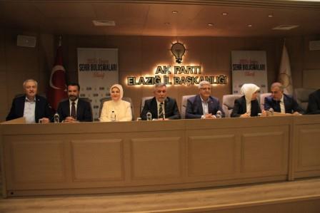 AK Parti Genel Başkan Yardımcısı Demiröz: "6’lı masalar 7’li masalar inanınki bu masalar seçime kadar gidemez"