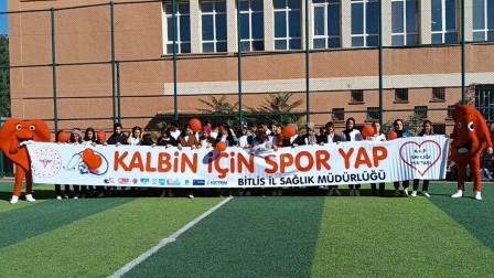 Bitlis İl Sağlık Müdürlüğünden “Kalbinizi Ödüllendirin” etkinliği