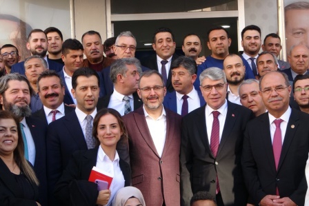 Gençlik ve Spor Bakanı Kasapoğlu: 'Bu yıl başvuran her öğrencimizi yurdumuza yerleştirdik'