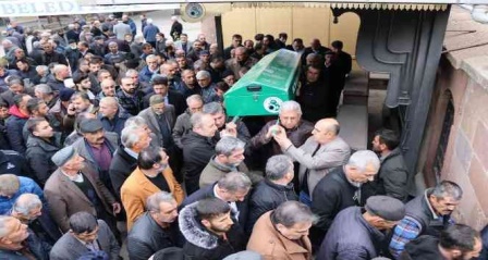 Oltu Necmi ustasını kaybetti