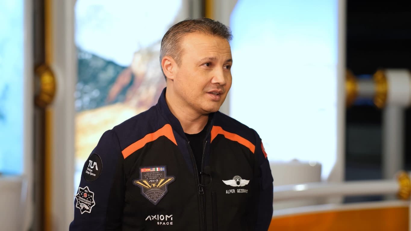 İlk Türk astronot Gezeravcı: "44 yaşındayım, görev başlayana kadar hayalini bile kuramazdım"
