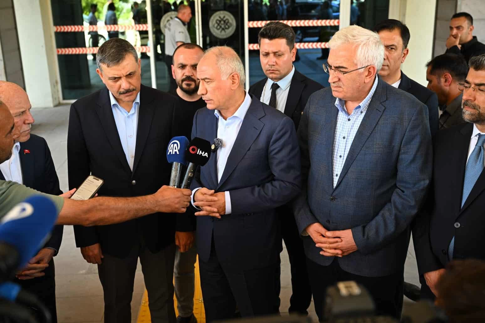 AK Parti Genel Başkan Vekili Efkan Ala: "Göçük altında kimse yok"