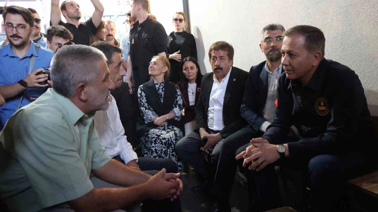 Bakan Yerlikaya Erzurum’da esnafı ziyaret etti