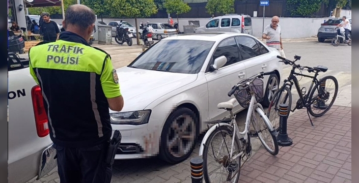 "Araçta kan var" ihbarı polisi alarma geçirdi: Gerçek çok farklı çıktı