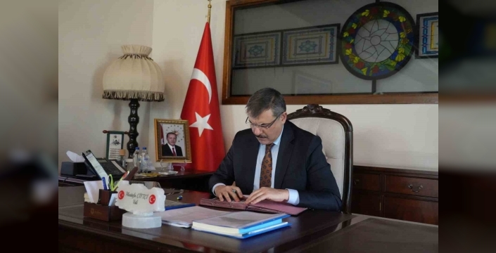 Vali Mustafa Çiftçi’nin "Erzurum Kongre Binası" mesaisi