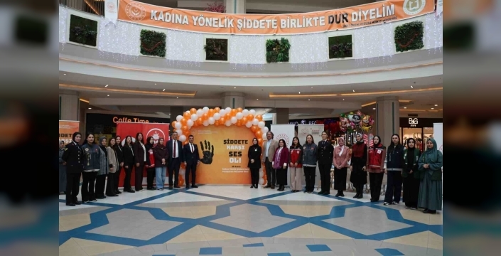 Erzurum’da "25 kadın 25 hikâye" sergisi açıldı