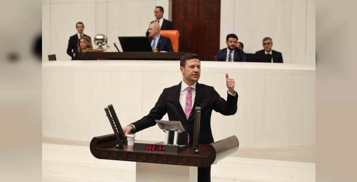 AK Partili Baykoç’tan Beşikçioğlu’na eleştiri: "Film çekmekten, dizi çekmekten boş zamanı yok"