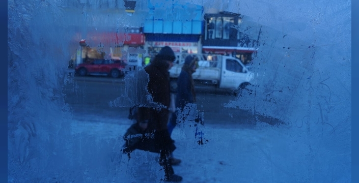 Türkiye’nin en soğuk yeri Erzurum oldu, çeşmeler buz tuttu