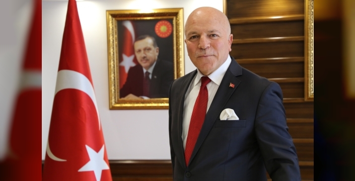 Mehmet Sekmen: “Bayramlar, sevgi ve kardeşliğin en güçlü ğağıdır”