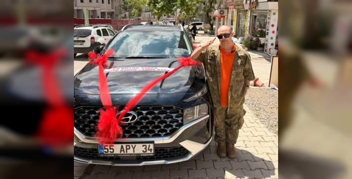 Down sendromlu Emre’ye temsili asker gecesi