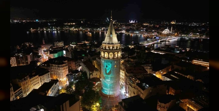 Kahramanmaraş’ın edebiyat ışığı Galata Kulesi’ne yansıdı