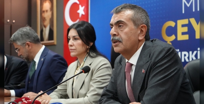 Bakan Tekin: "Sahtekarlara, hırsızlara sahip çıkan bir muhalefetle karşı karşıyayız"