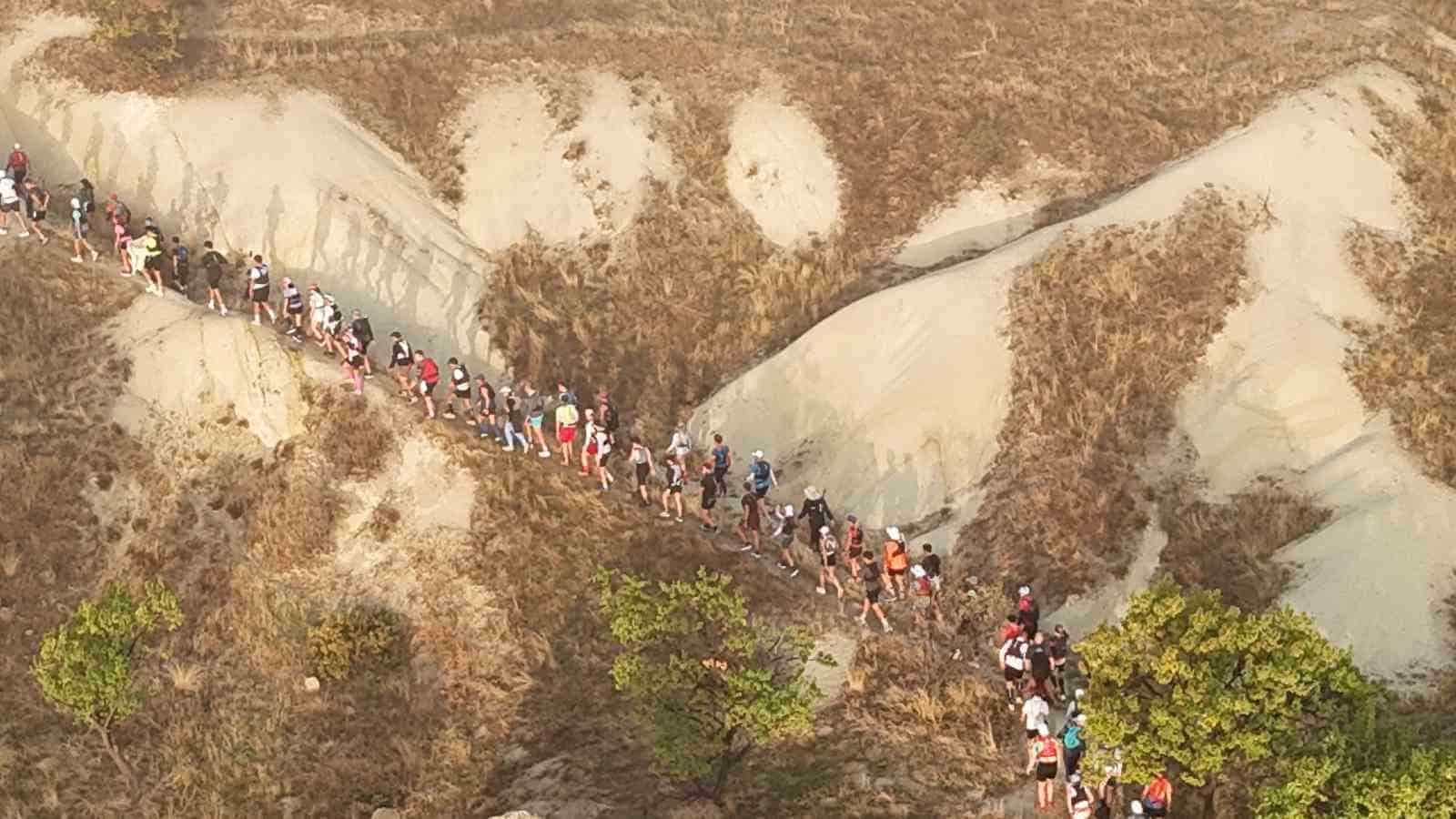 Kapadokya’da ultra trail heyecanı: 73 ülkeden 3 bine yakın sporcu yarışıyor