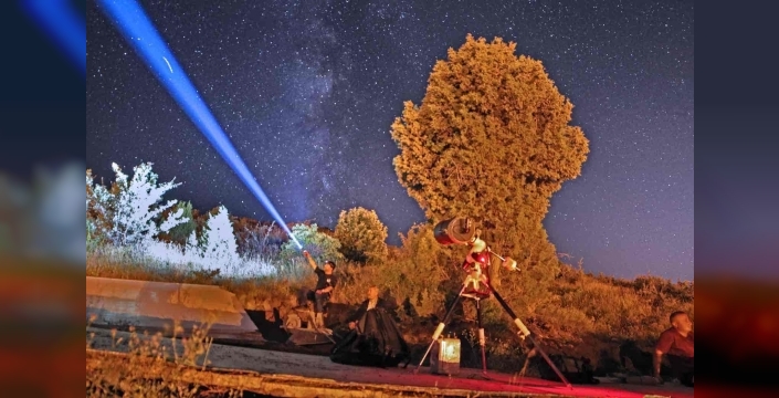 Bitlis’te Perseid meteor yağmuru gökyüzünü şenlendirdi