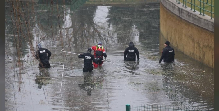 Günlerdir aranan kayıp öğretmenin cesedi bulundu