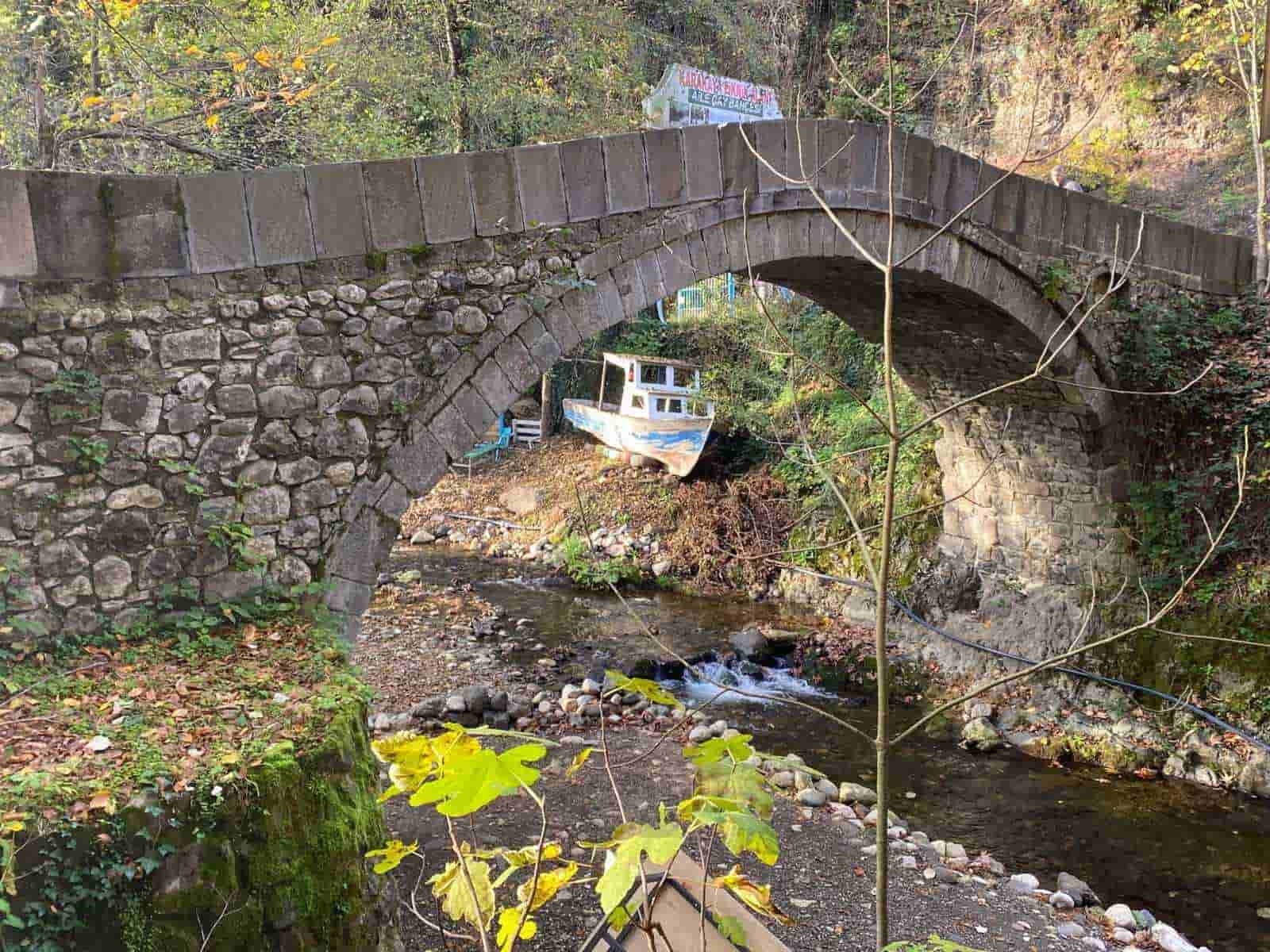 Milli Mücadele’nin tanığı 150 yıllık taş köprü zamana meydan okuyor