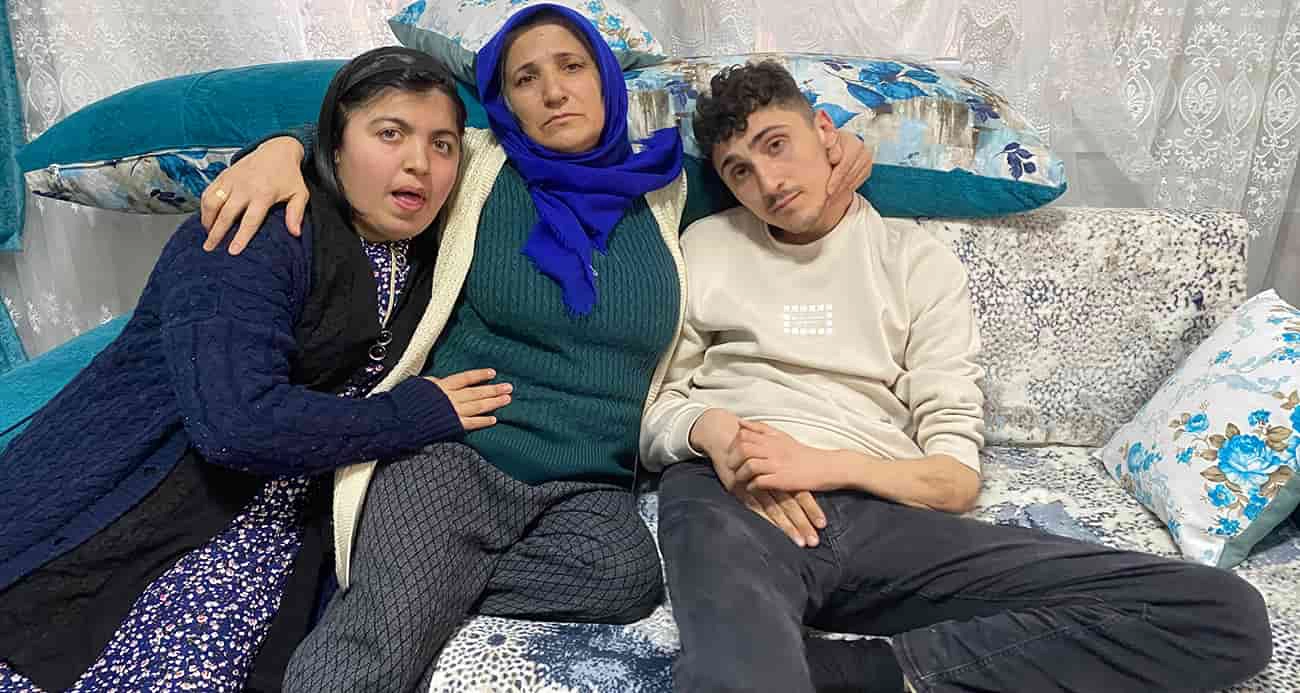 Oğlu tik rahatsızlığına yakalanan annenin feryadı: