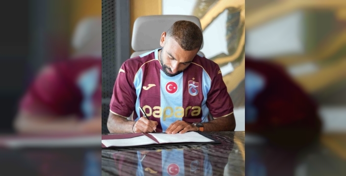 Salah Trabzonspor’a imzayı attı, ayağının tozuyla Trabzonspor reklam filmi çekimine katıldı